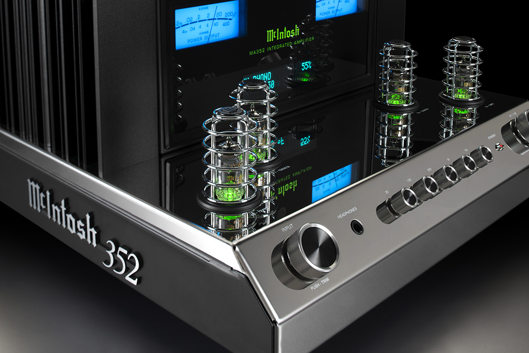 McIntosh MA352 Integrated Hybrid Tube Solid State Amplifier