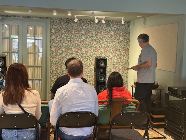 Linn_Solo_800_Launch_Event_At_Basil_Audio